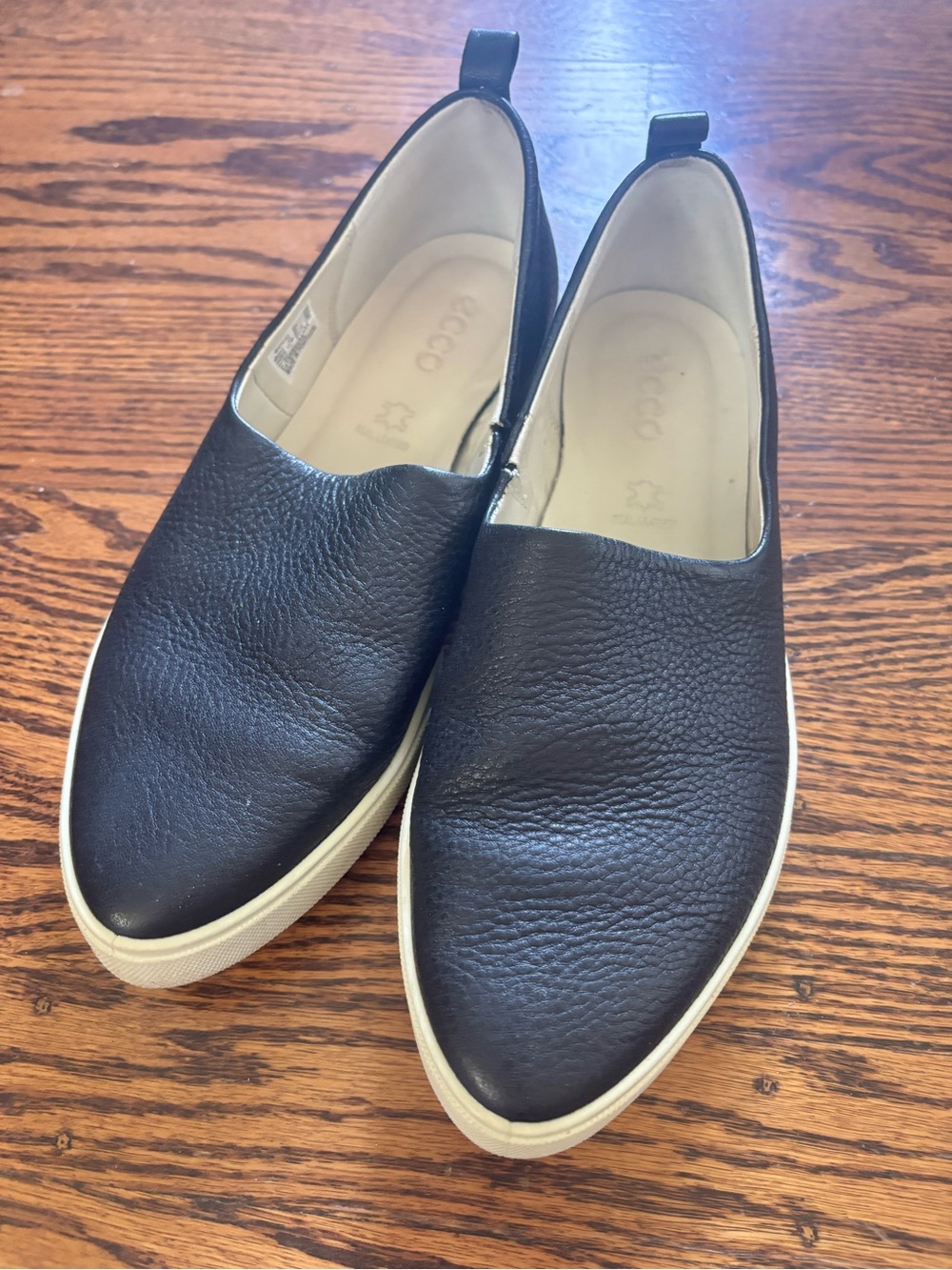 Ecco Black Leather Slip-On Trainers with White Soles